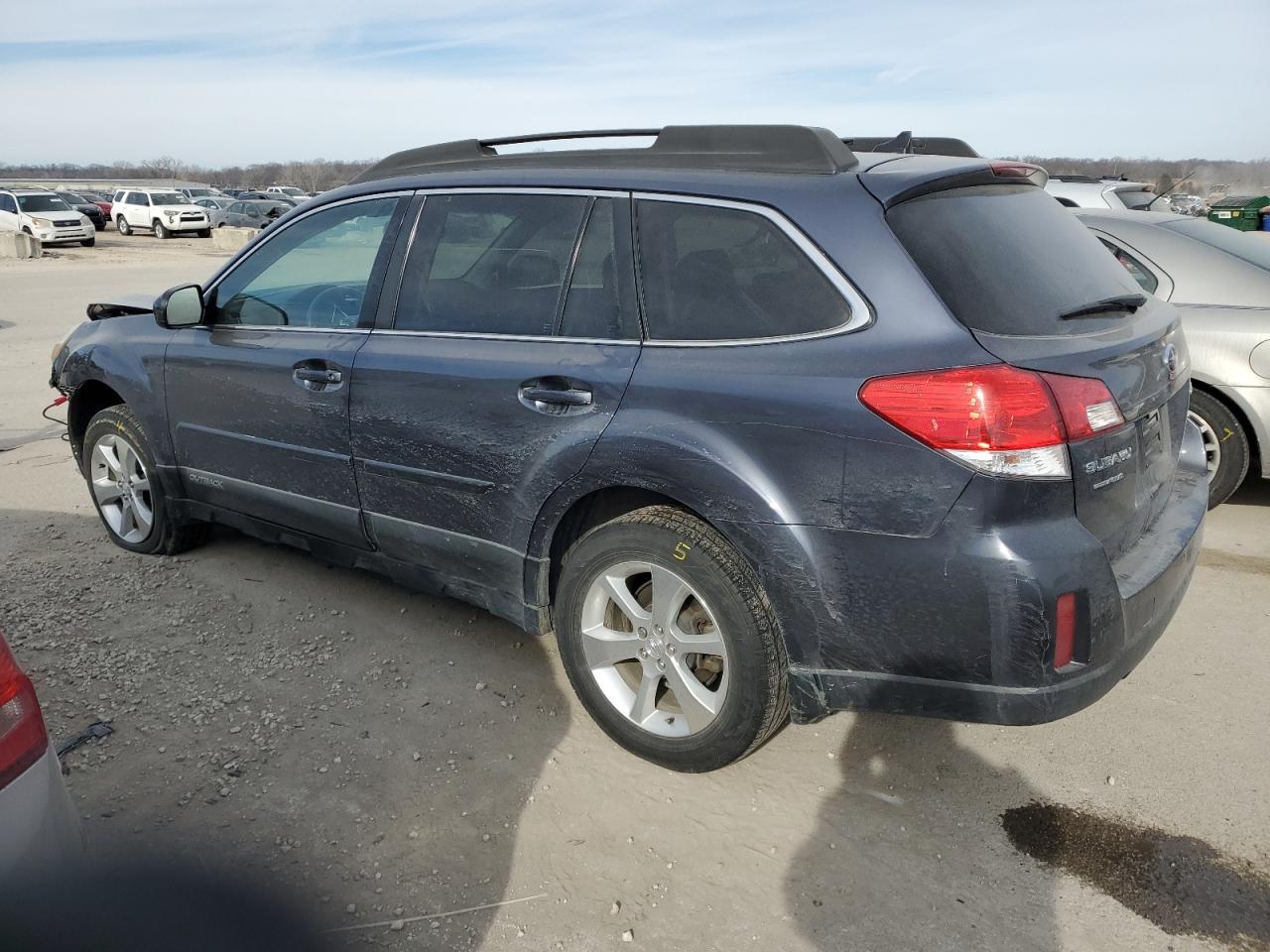 2014 Subaru Outback - Image 2