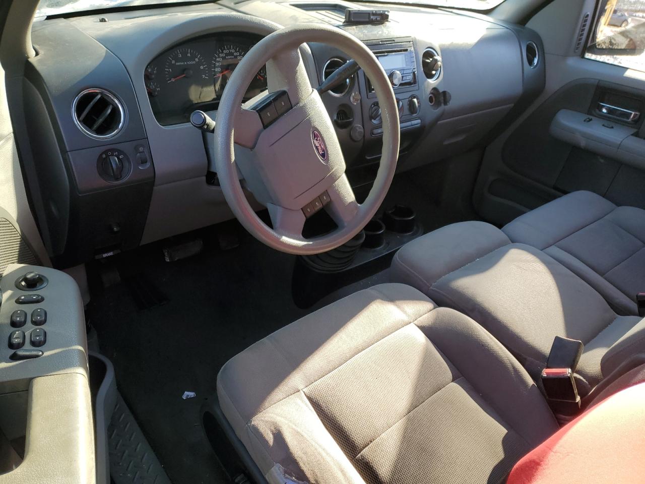 2004 Ford F-150 - Image 8