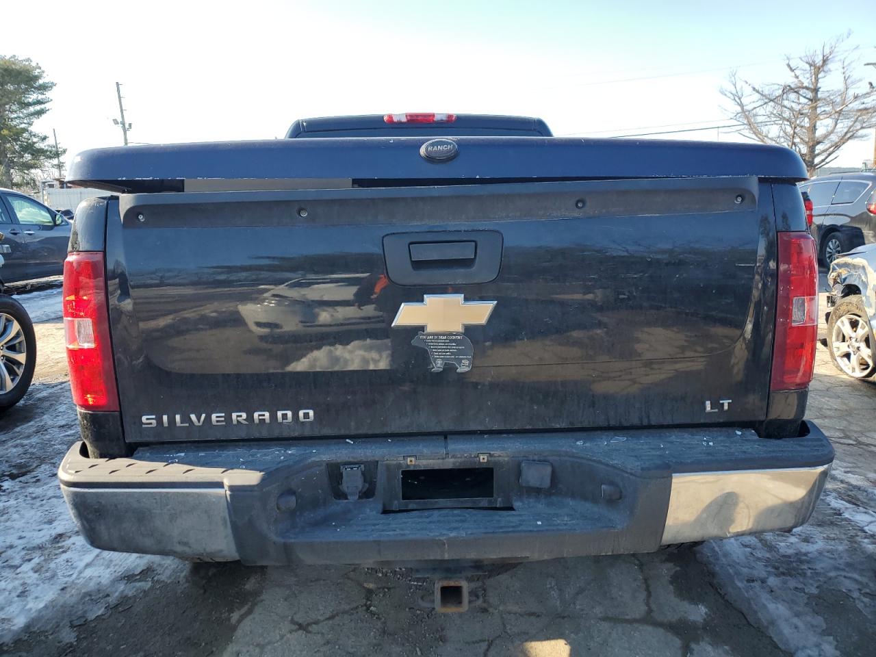 2009 Chevrolet Silverado - Image 6