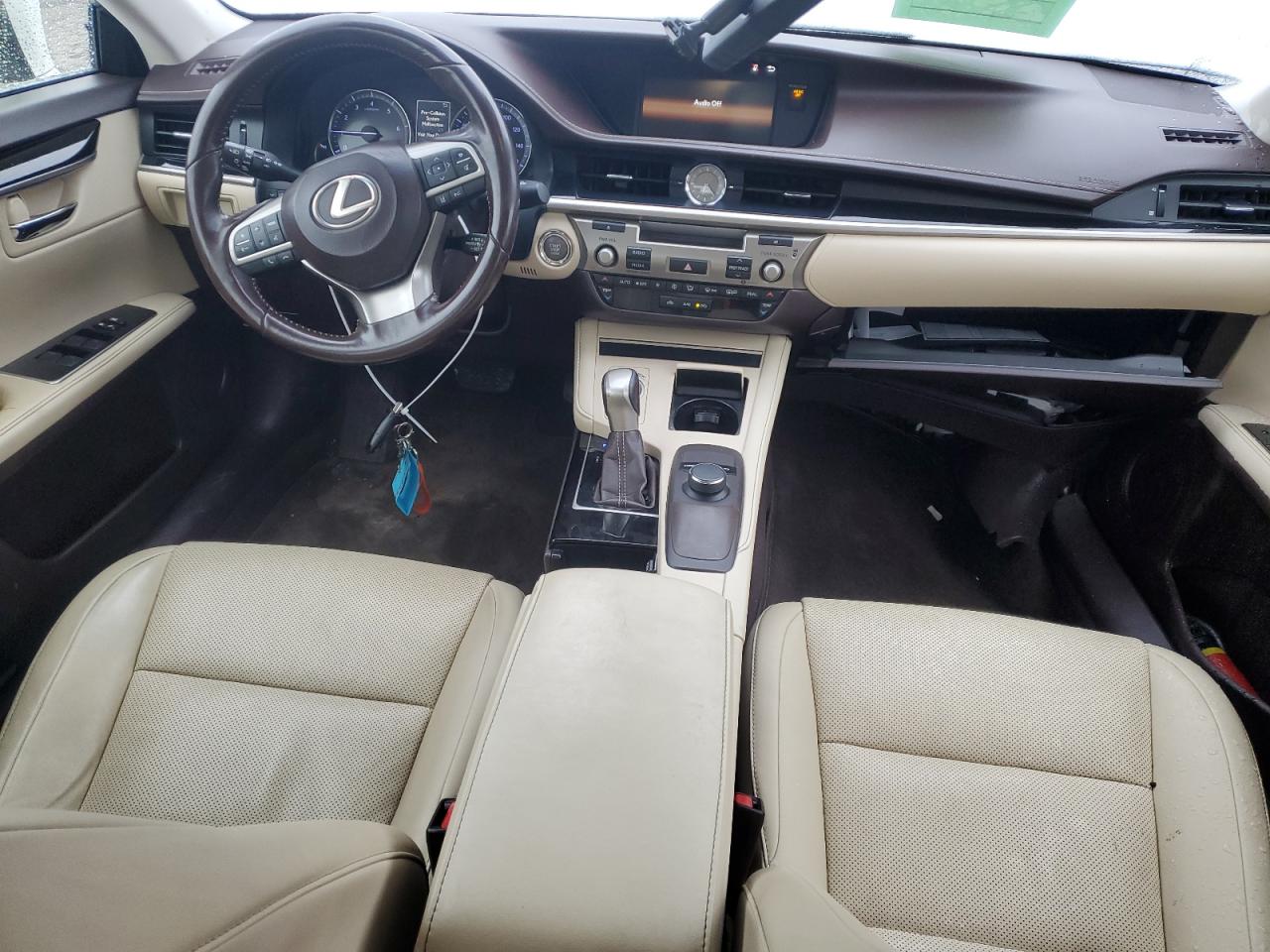 2017 Lexus ES - Image 8