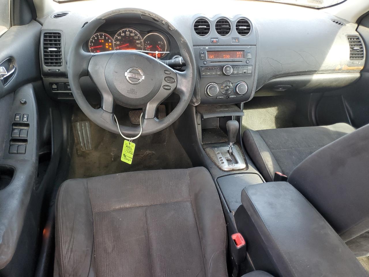 2010 Nissan Altima - Image 8