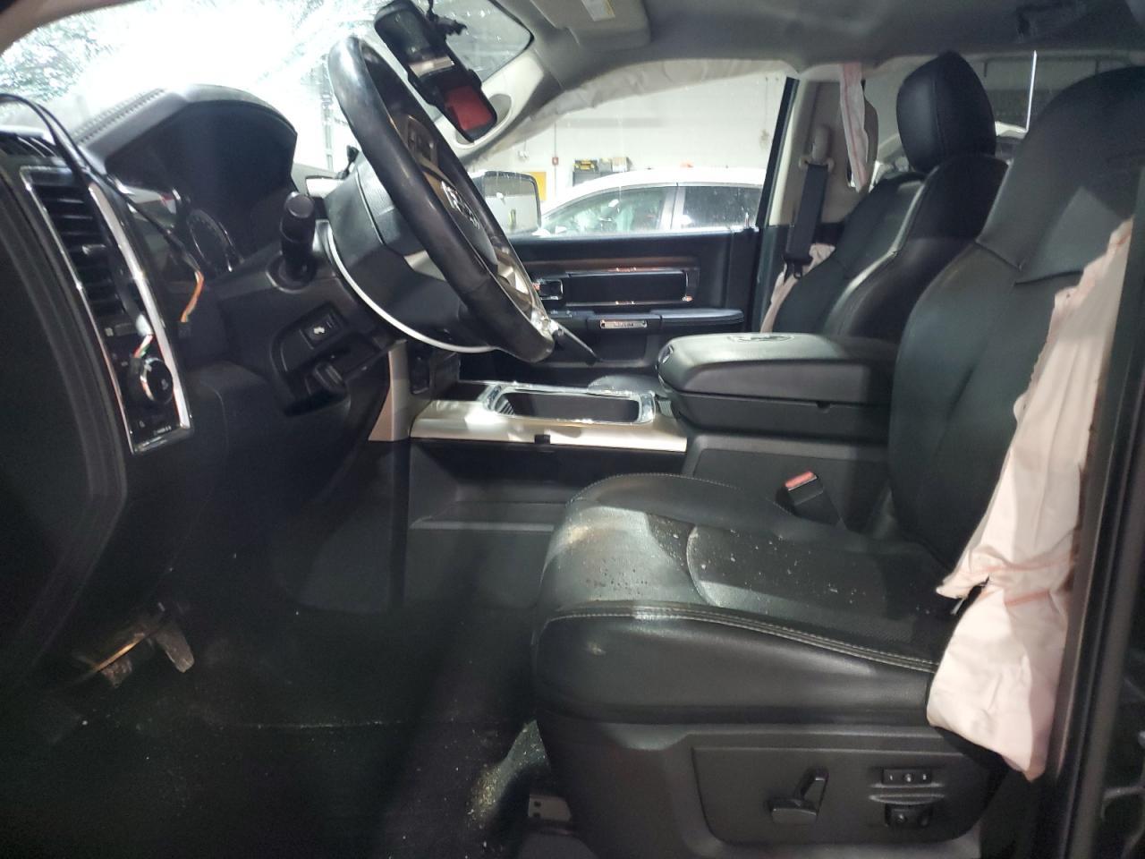 2016 RAM 1500 - Image 7