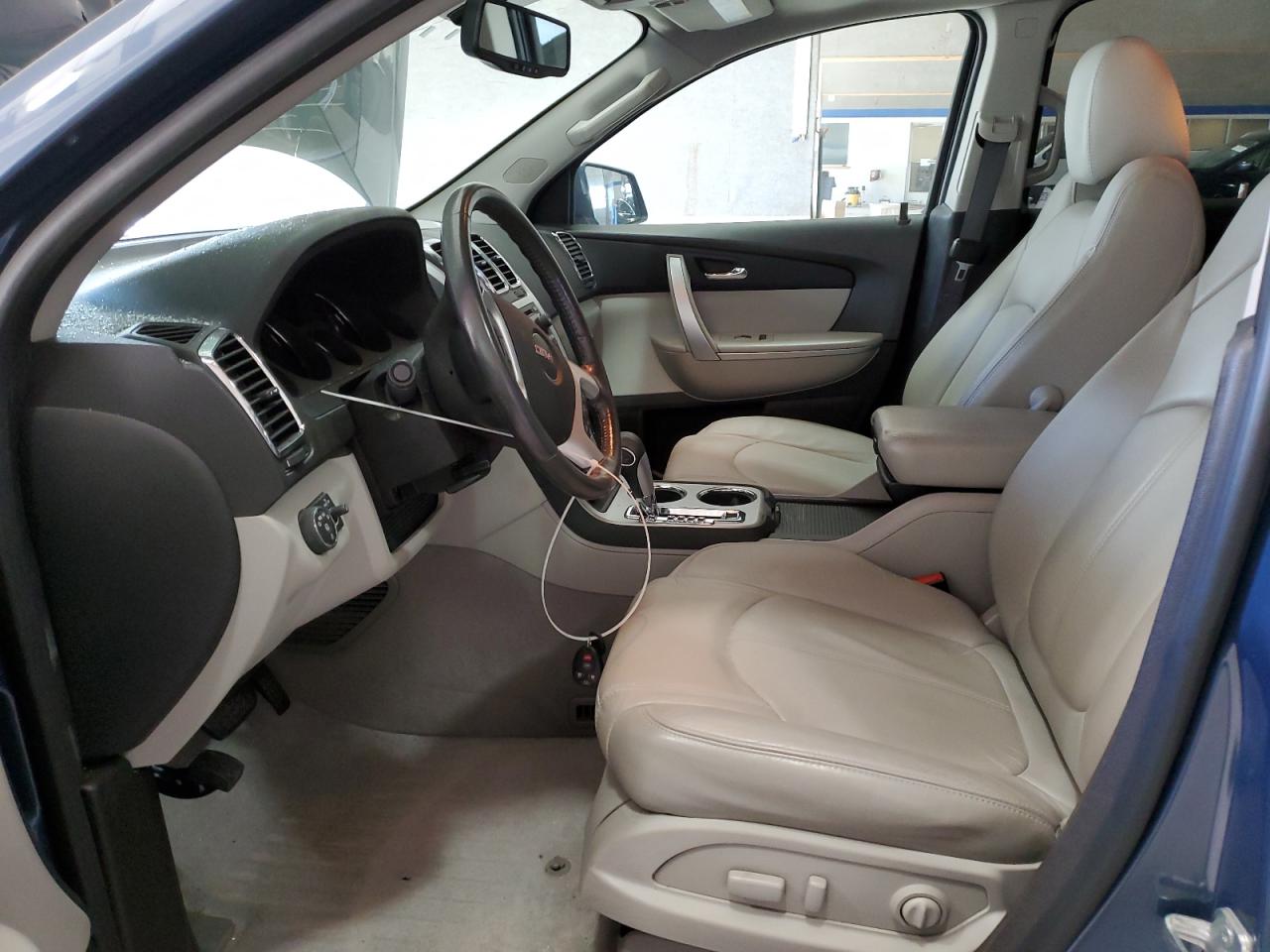2012 GMC Acadia - Image 7