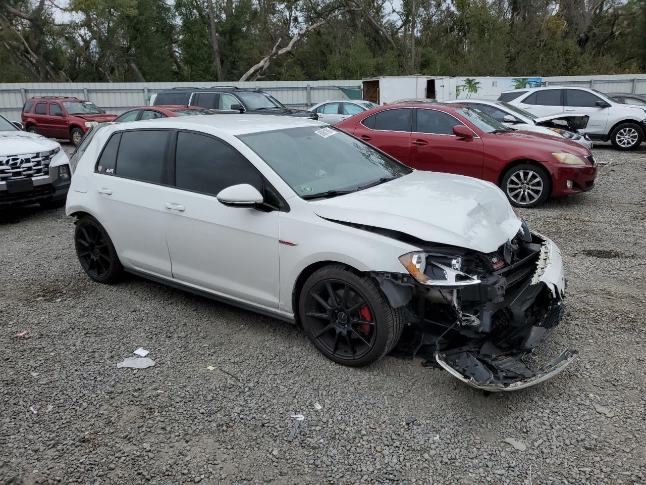 2015 Volkswagen GTI - Image 4
