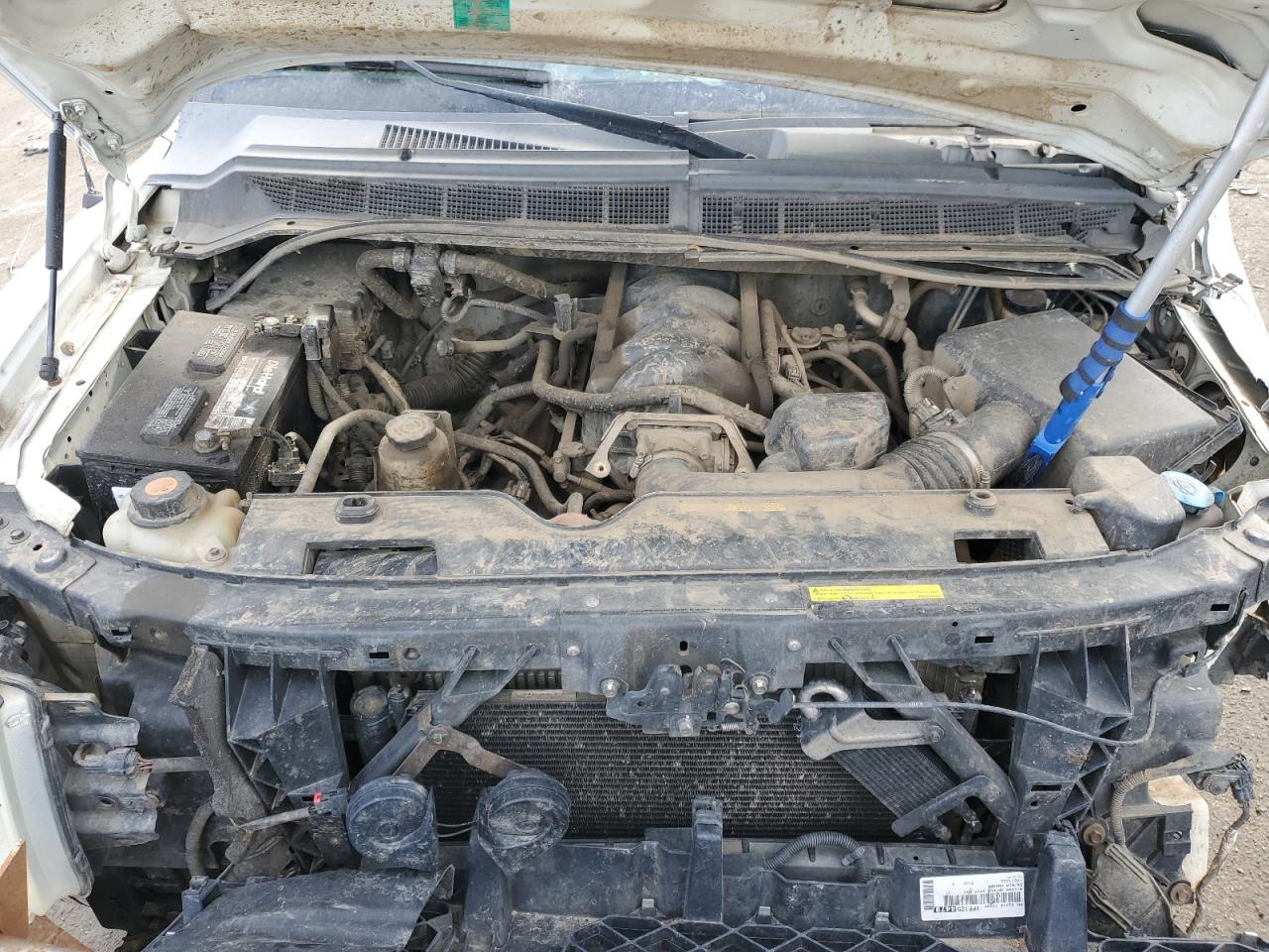 2007 Nissan Titan - Image 12
