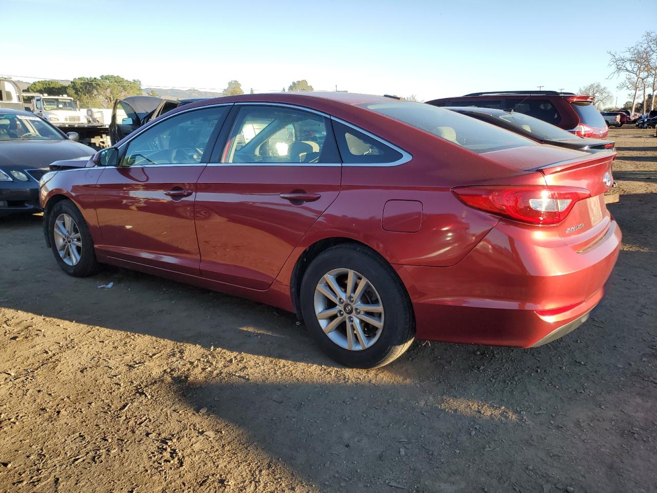 VIN 5NPE24AF7GH402640 2016 HYUNDAI SONATA no.2