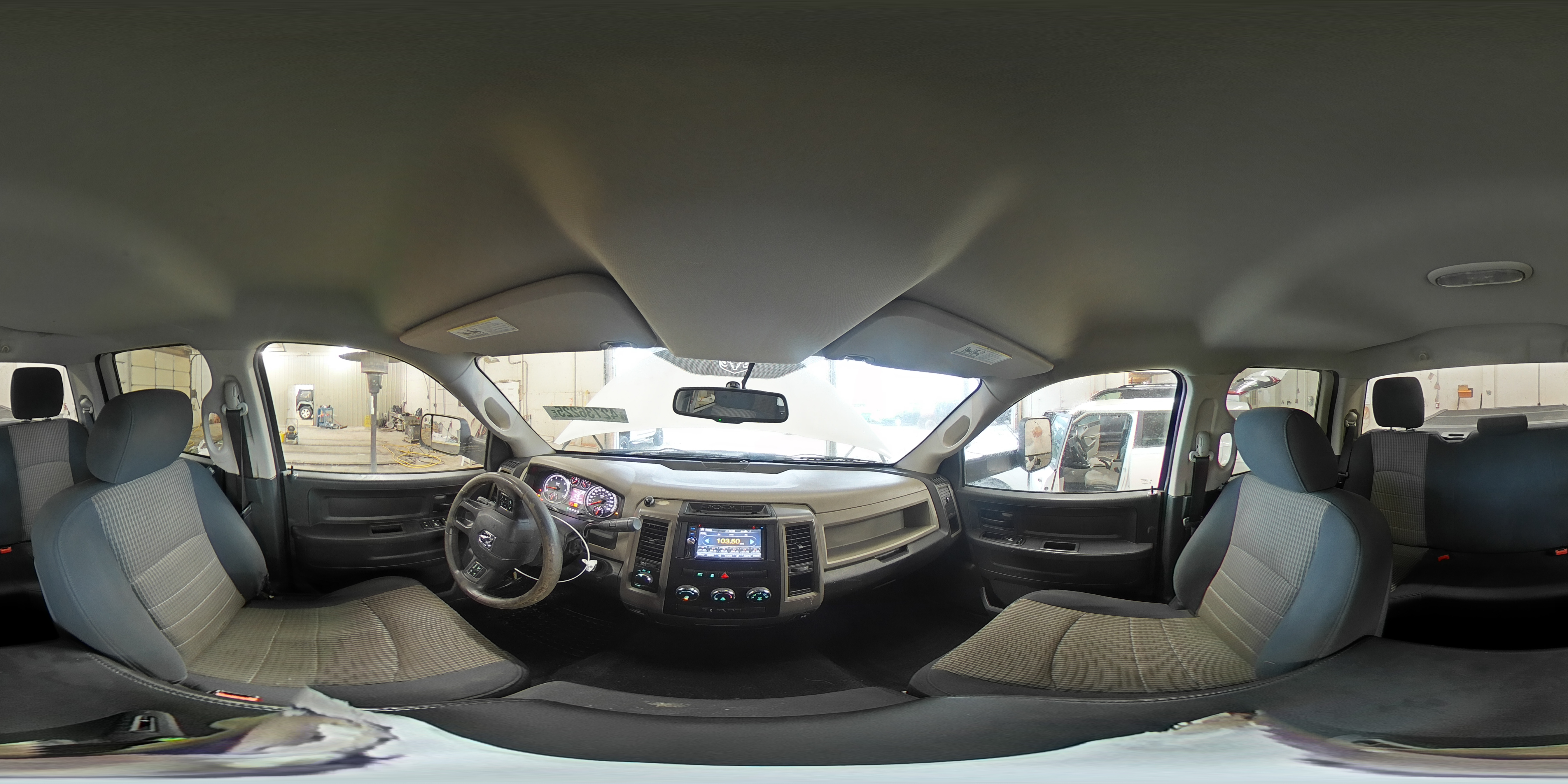 2012 Dodge RAM - Image 16