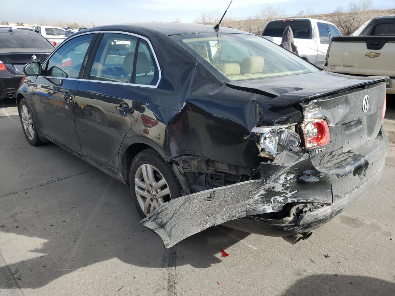2007 Volkswagen Jetta - Image 2