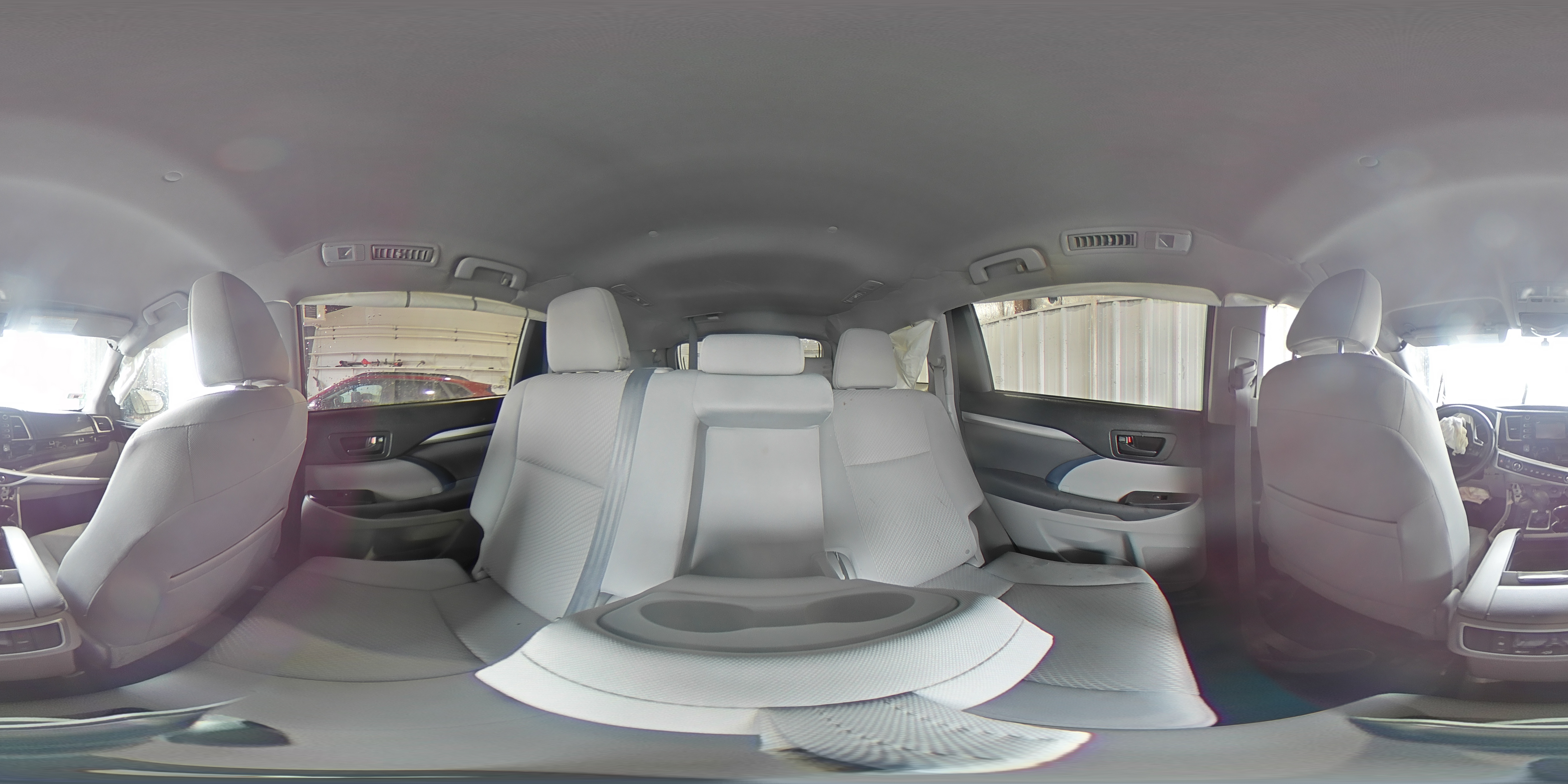2015 Toyota Highlander - Image 15