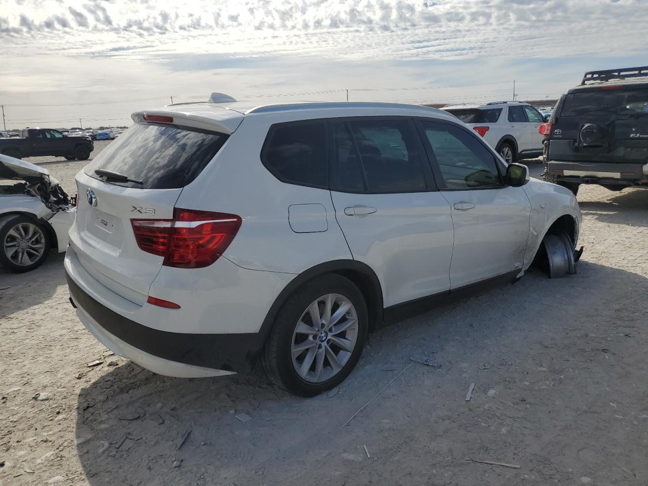 2013 BMW X3 - Image 3