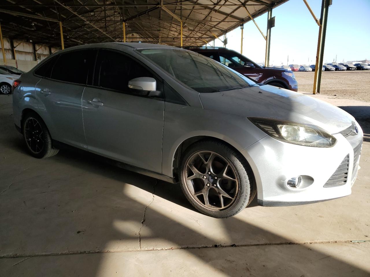 VIN 1FADP3F2XEL202251 2014 FORD FOCUS no.4