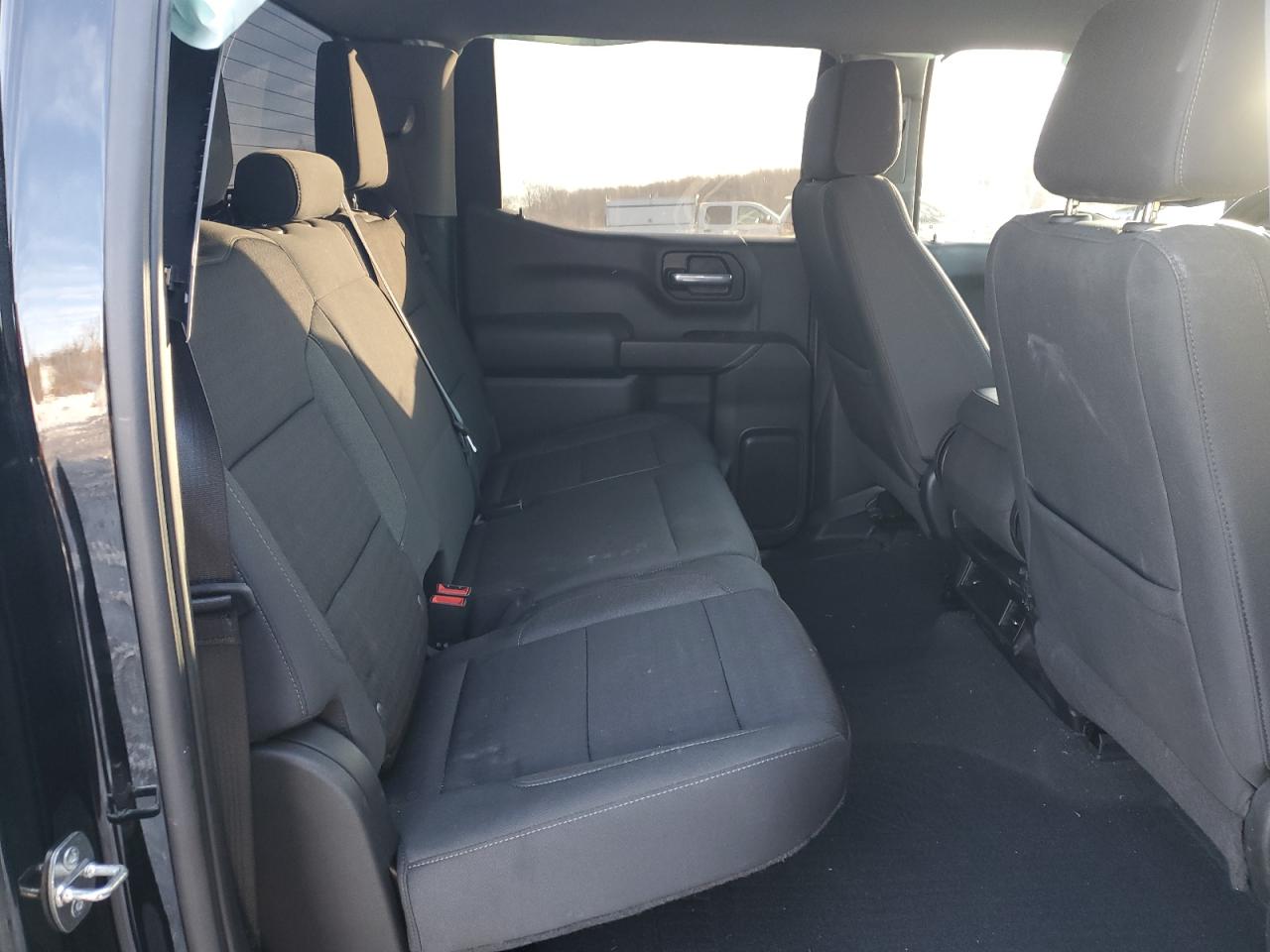 2022 Chevrolet Silverado - Image 11