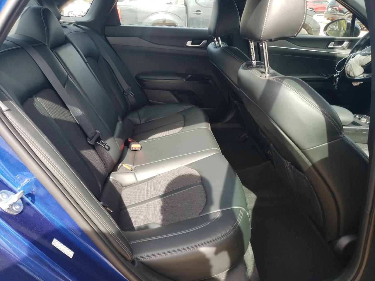 2024 Kia K5 - Image 11