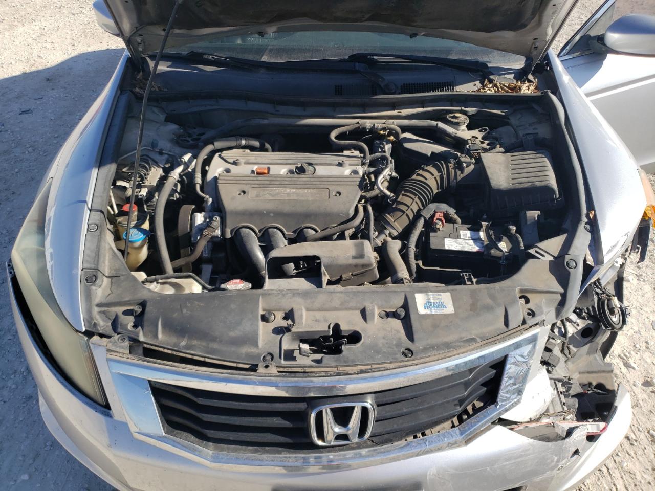 2009 Honda Accord - Image 11