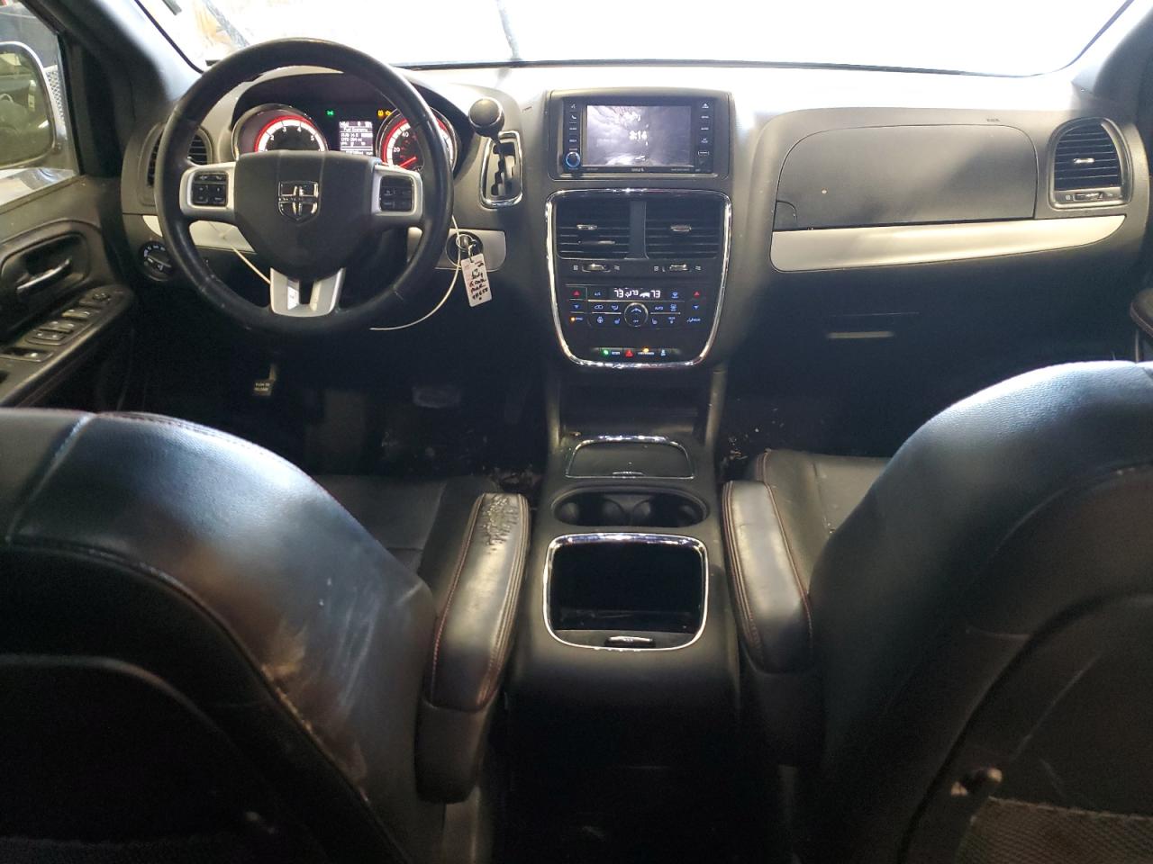 2017 Dodge Caravan - Image 8