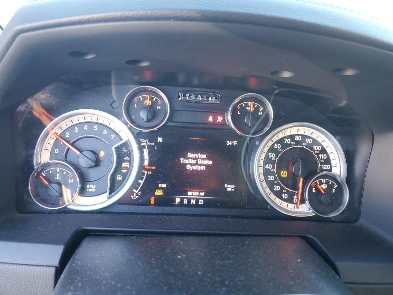 2016 RAM 1500 - Image 9