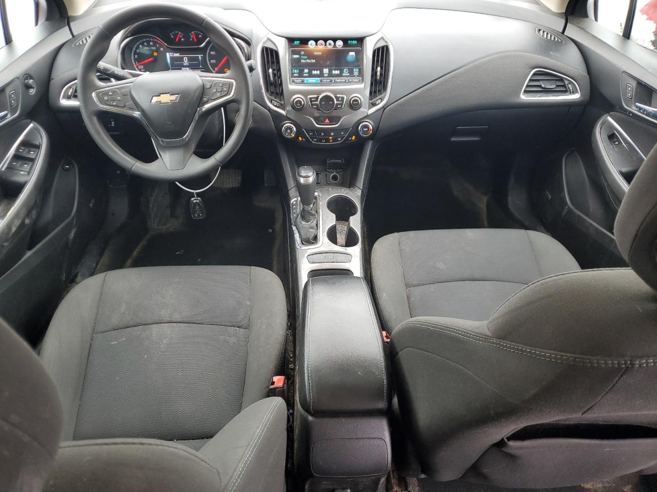 2017 Chevrolet Cruze - Image 8