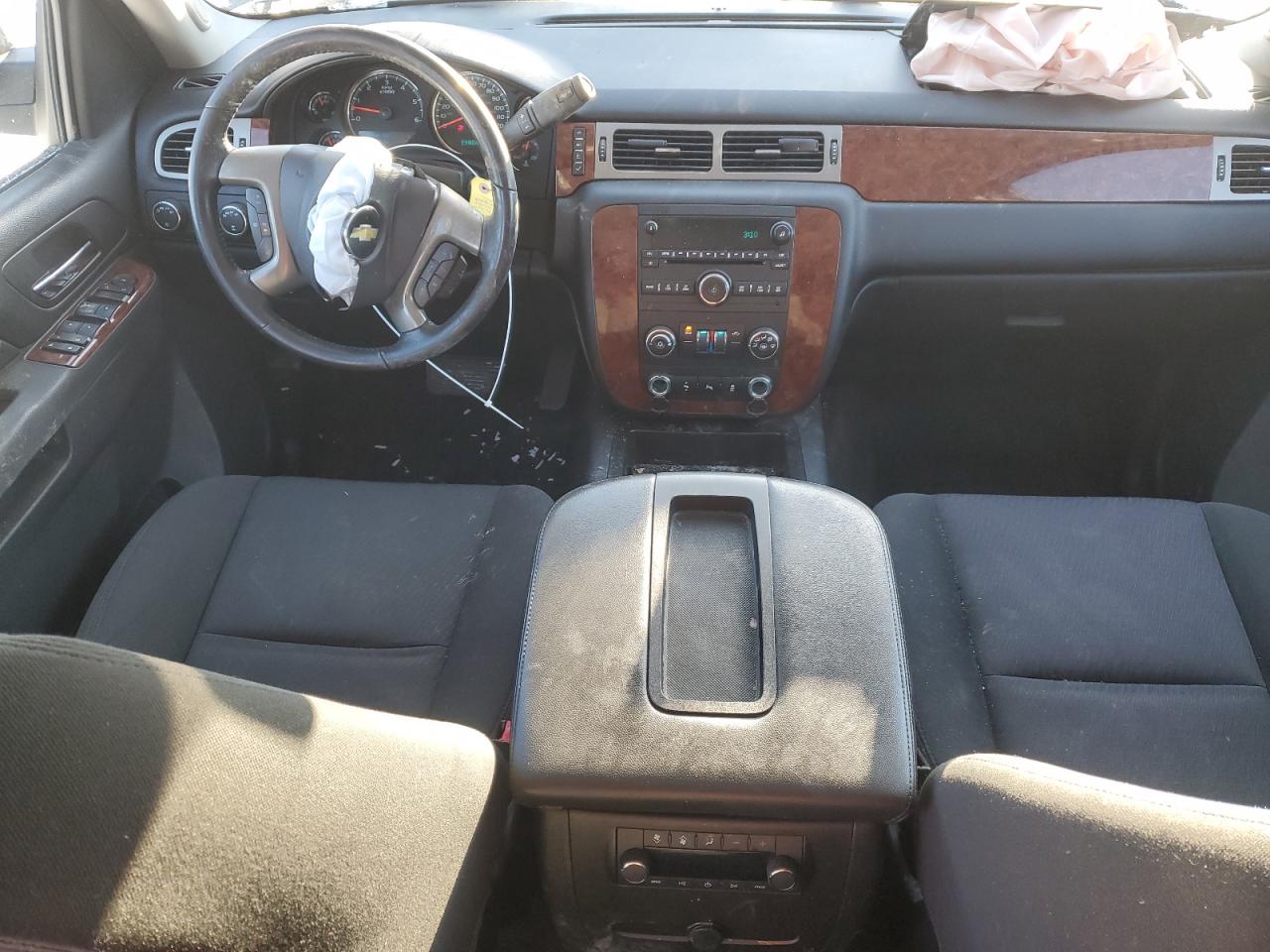 2014 Chevrolet Tahoe - Image 8