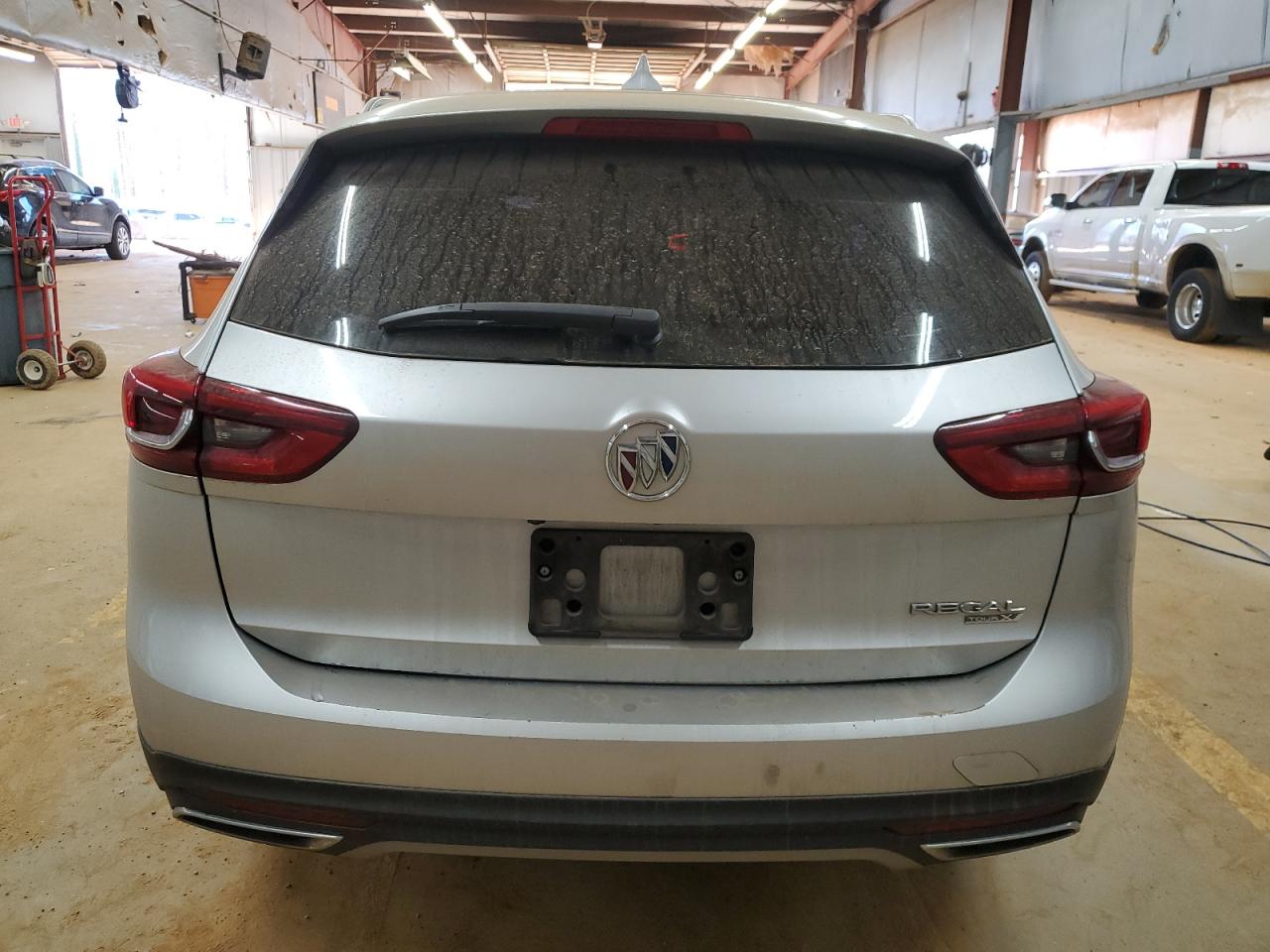 2020 Buick Regal Tourx Preferred VIN: W04GU8SX5L1007627 Lot: 42682835