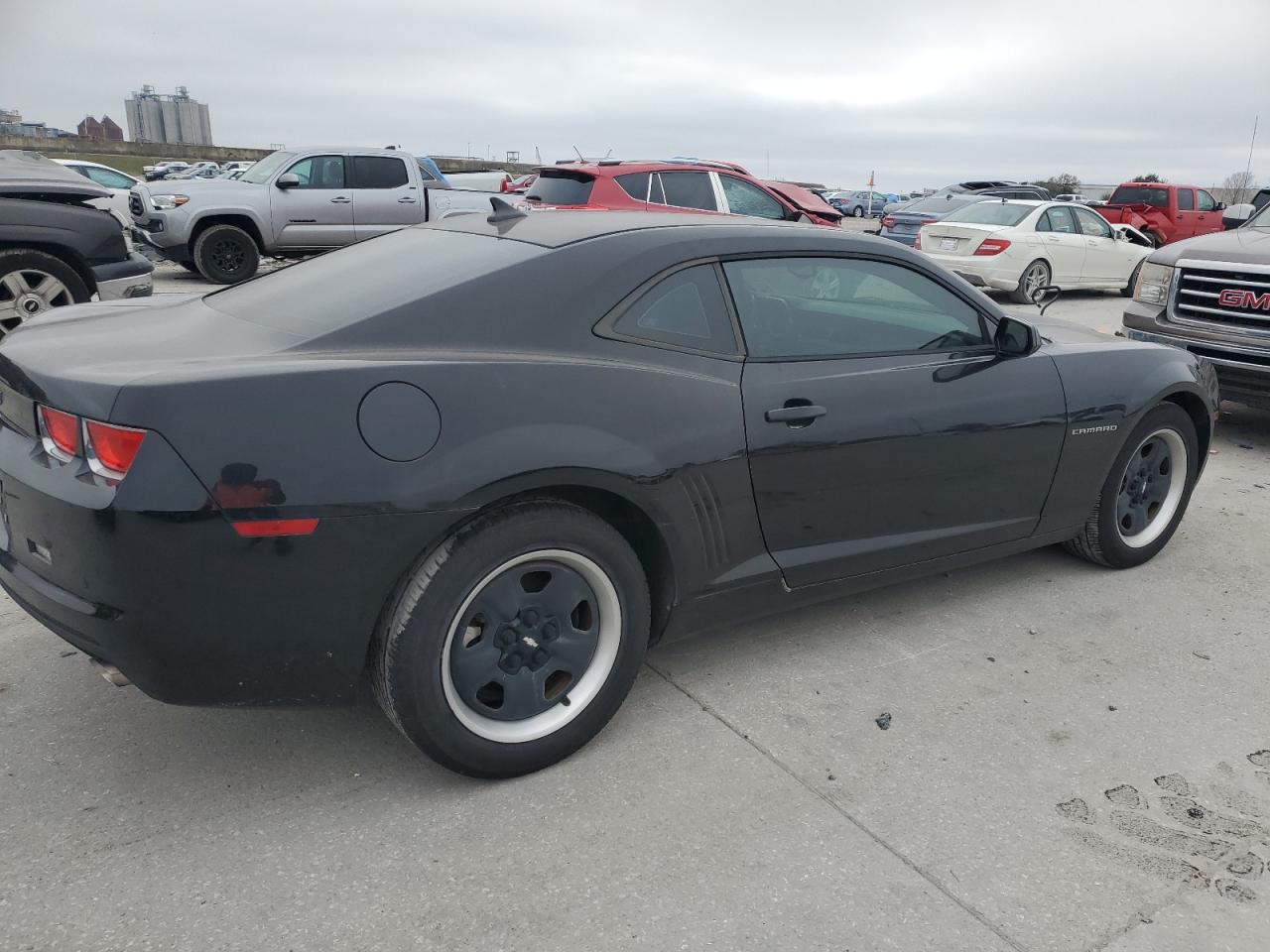 2011 Chevrolet Camaro - Image 3