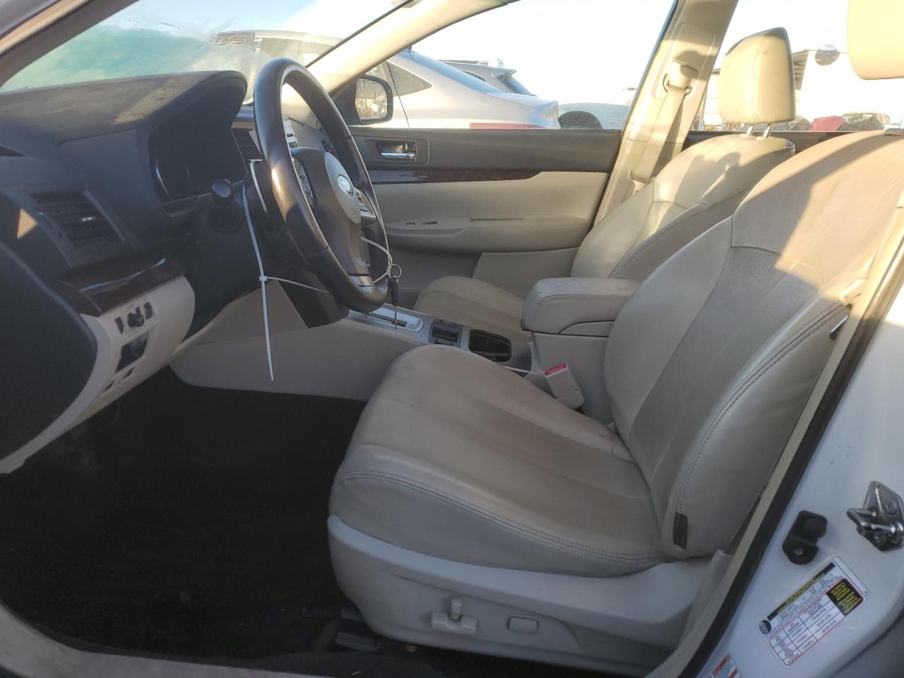 2013 Subaru Legacy - Image 7