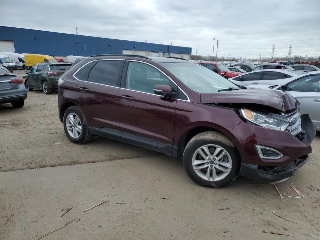 VIN 2FMPK4J98HBC30811 2017 FORD EDGE no.4