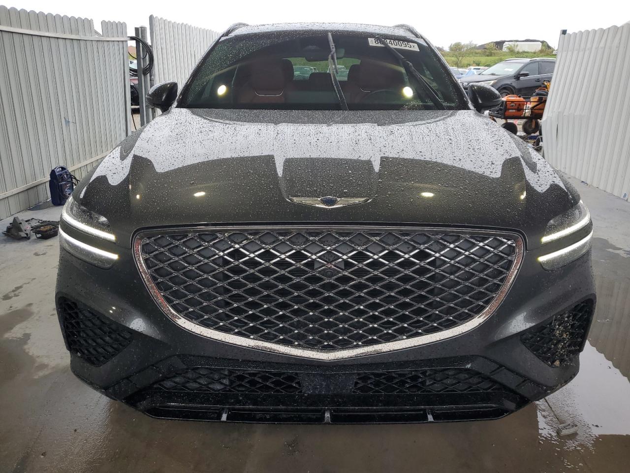 2024 Genesis GV70 - Image 5