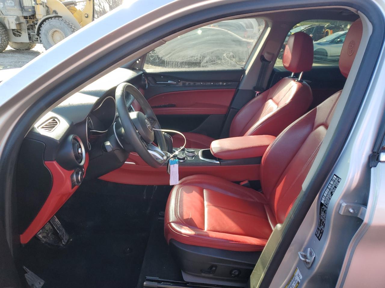 2020 Alfa Romeo Stelvio - Image 7