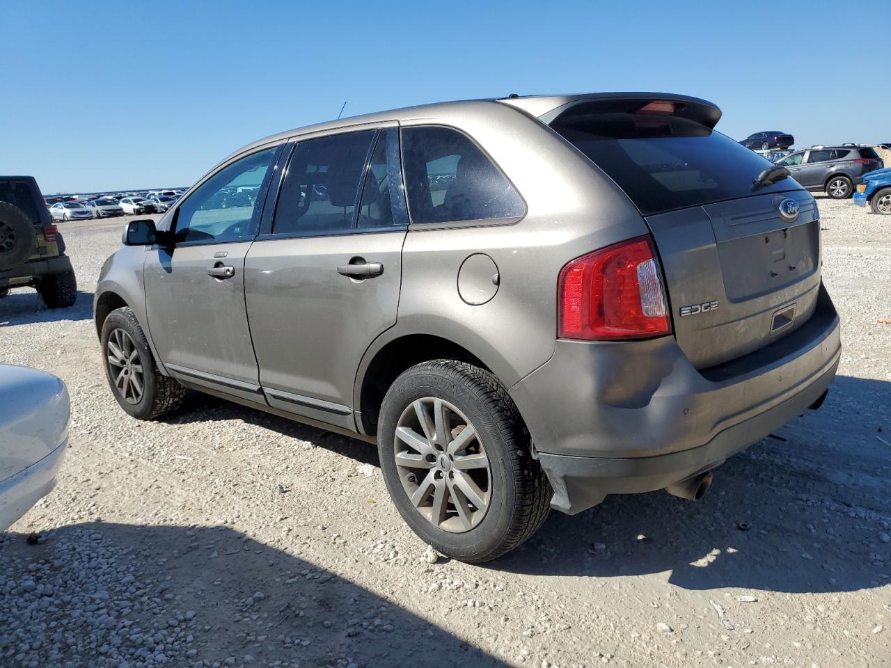 2012 Ford Edge - Image 2