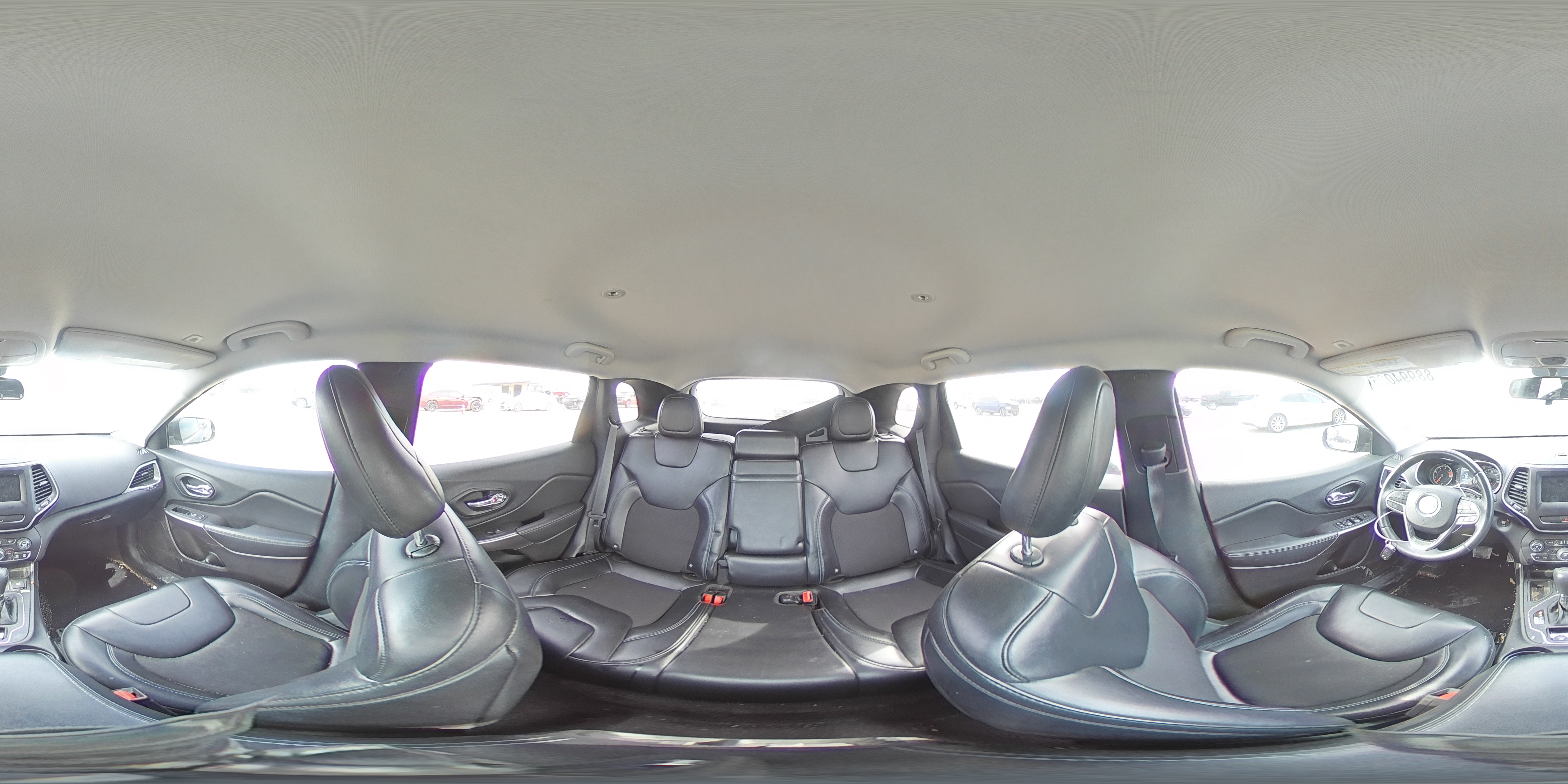 2019 Jeep Grand Cherokee - Image 14