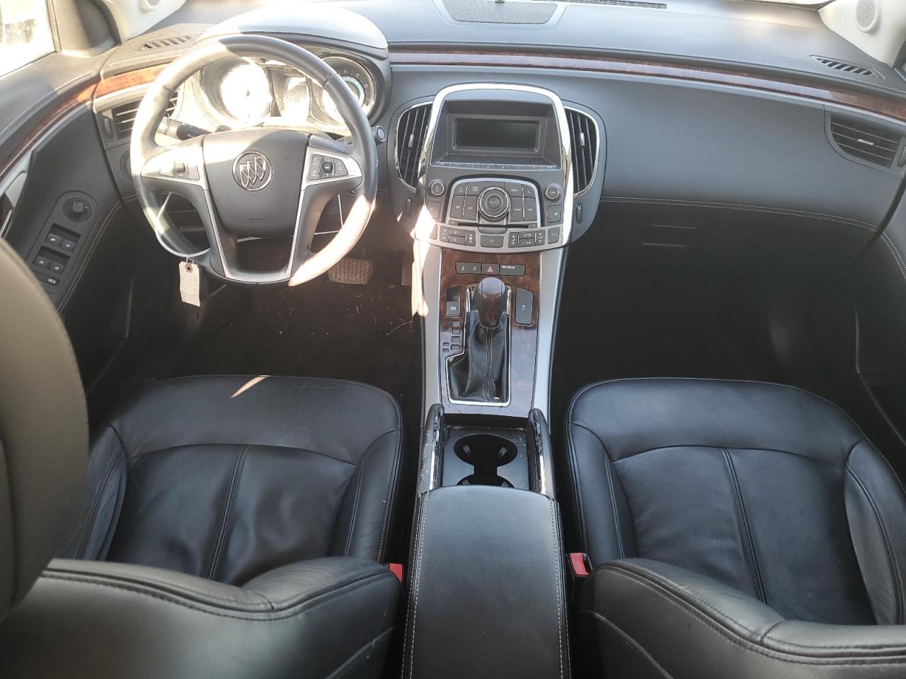 2011 Buick LaCrosse - Image 8