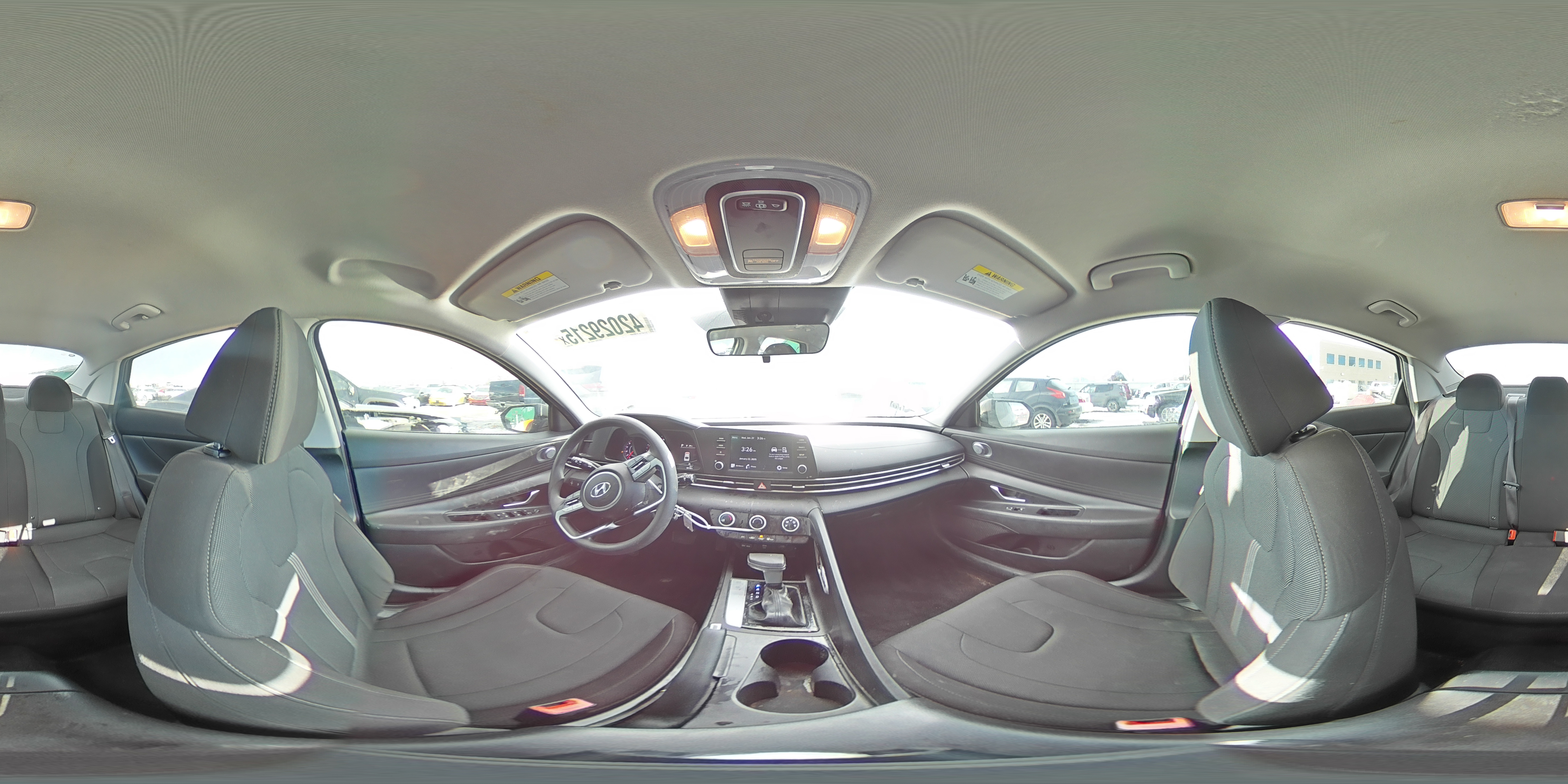 2022 Hyundai Elantra - Image 14