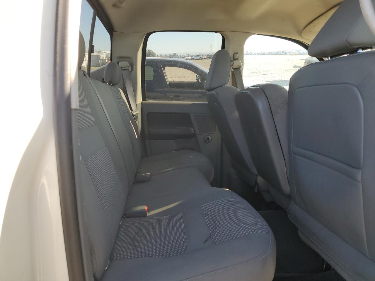 2008 Dodge RAM - Image 10