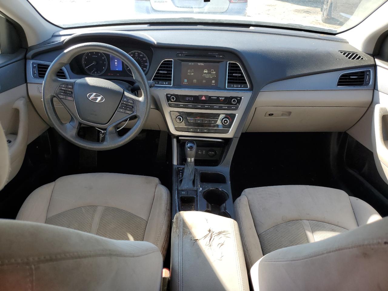 2016 Hyundai Sonata - Image 8