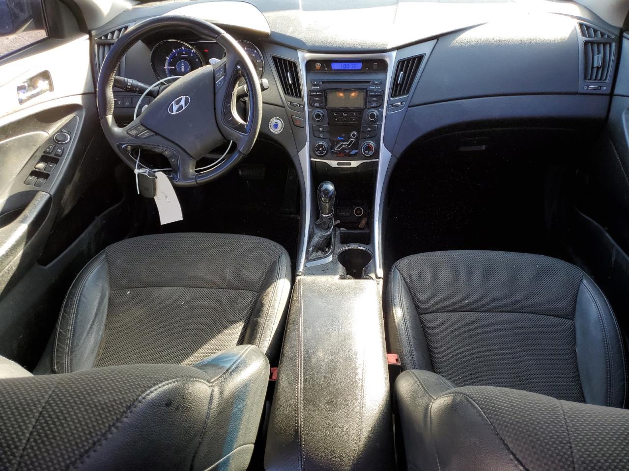 2013 Hyundai Sonata - Image 8