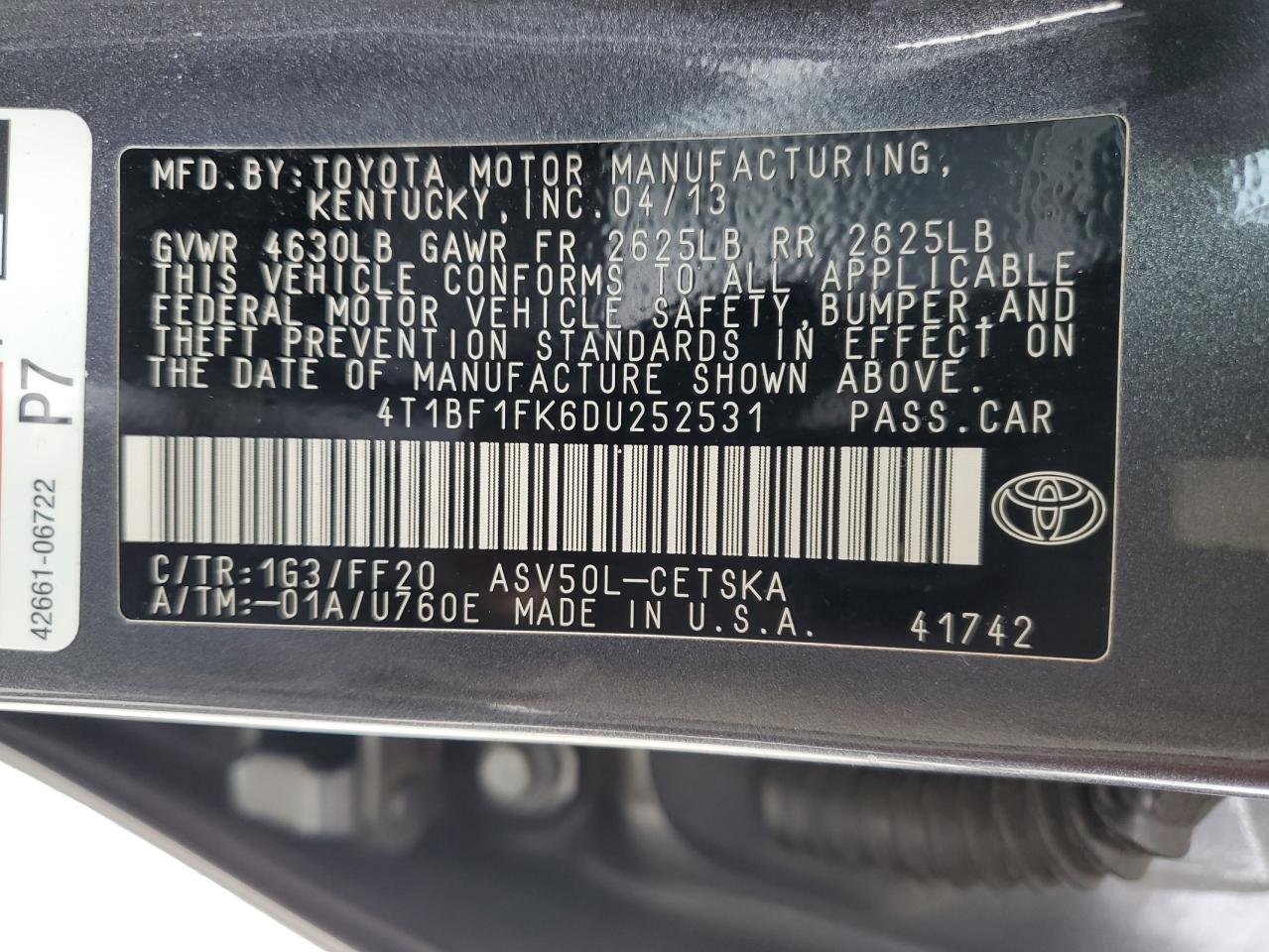 2013 Toyota Camry - Image 12