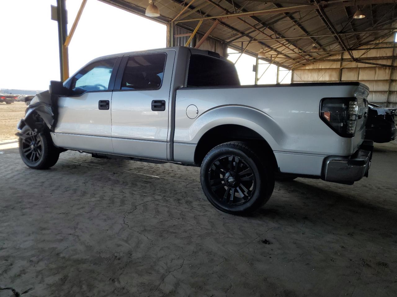 2013 Ford F-150 - Image 2