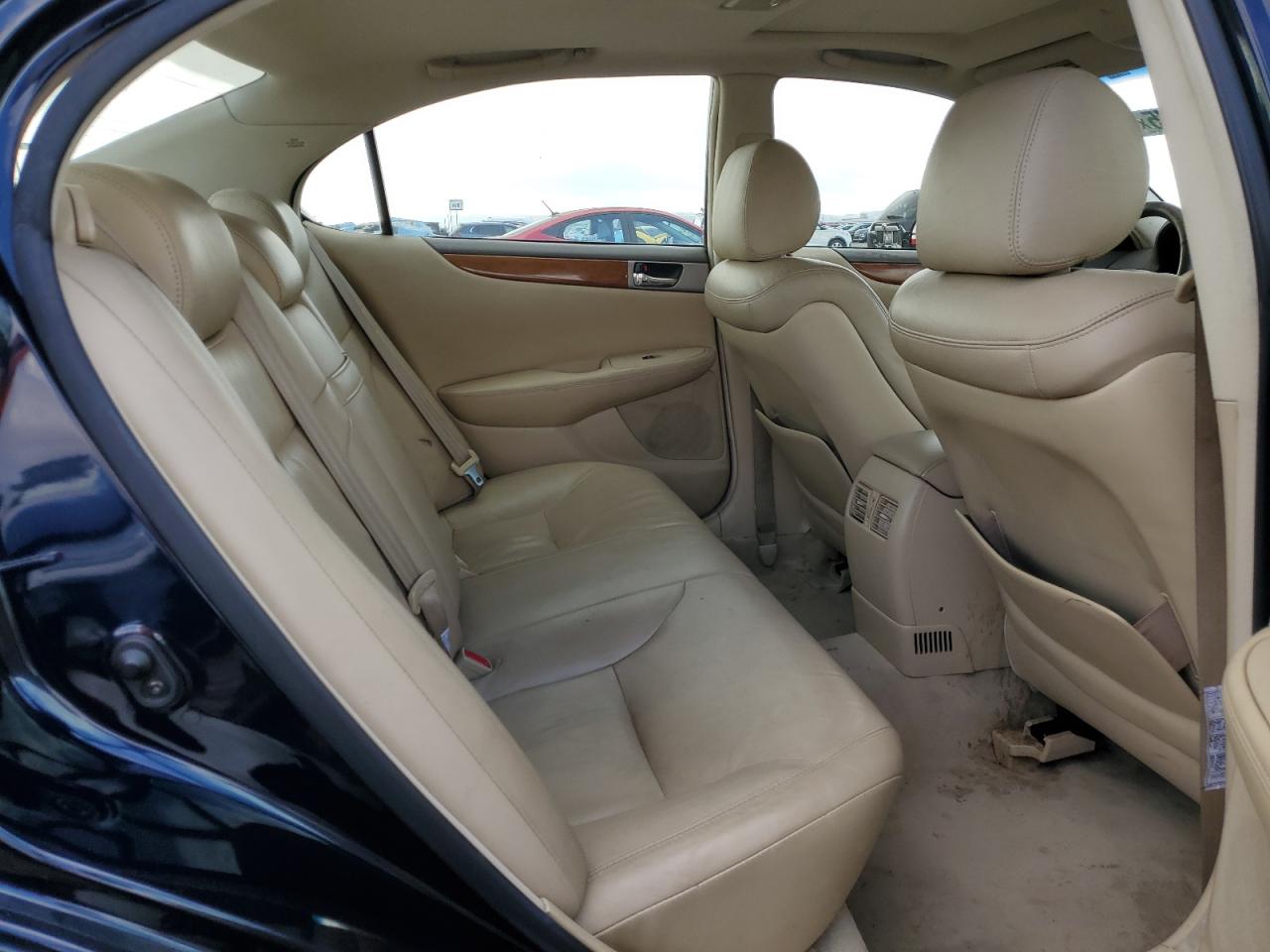2006 Lexus ES - Image 10