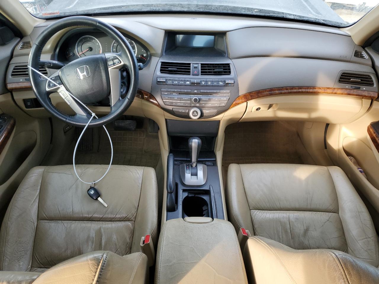 2010 Honda Accord - Image 8