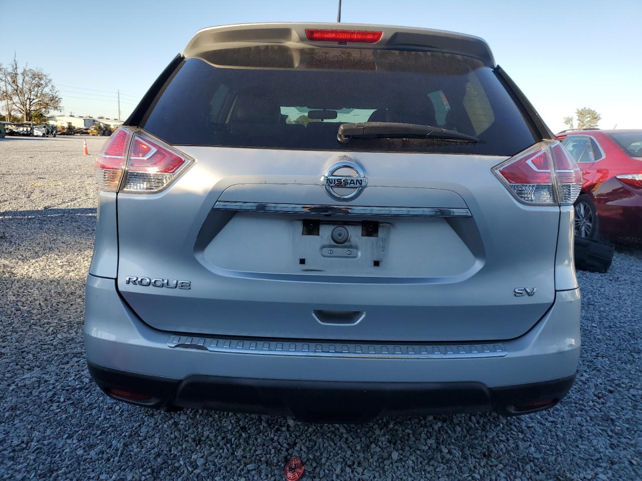 VIN KNMAT2MT1FP552599 2015 NISSAN ROGUE no.6