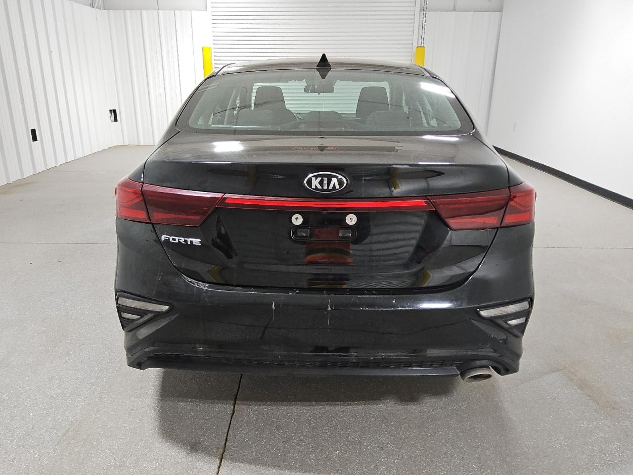 2021 Kia Forte - Image 6