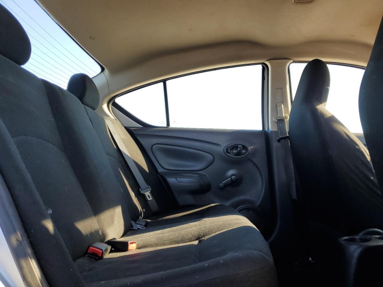 2013 Nissan Versa - Image 10