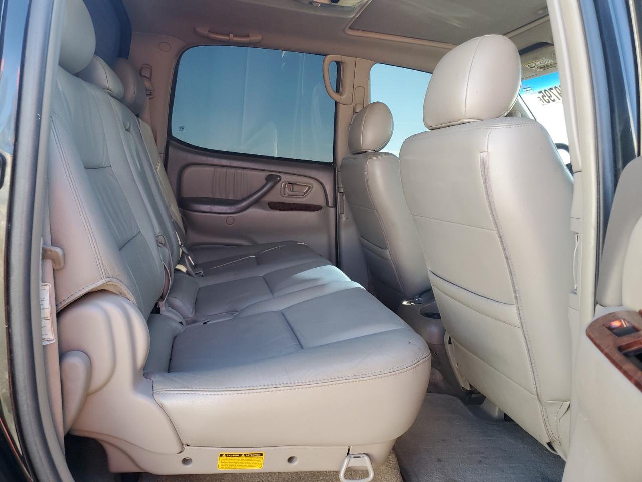 2006 Toyota Tundra - Image 11