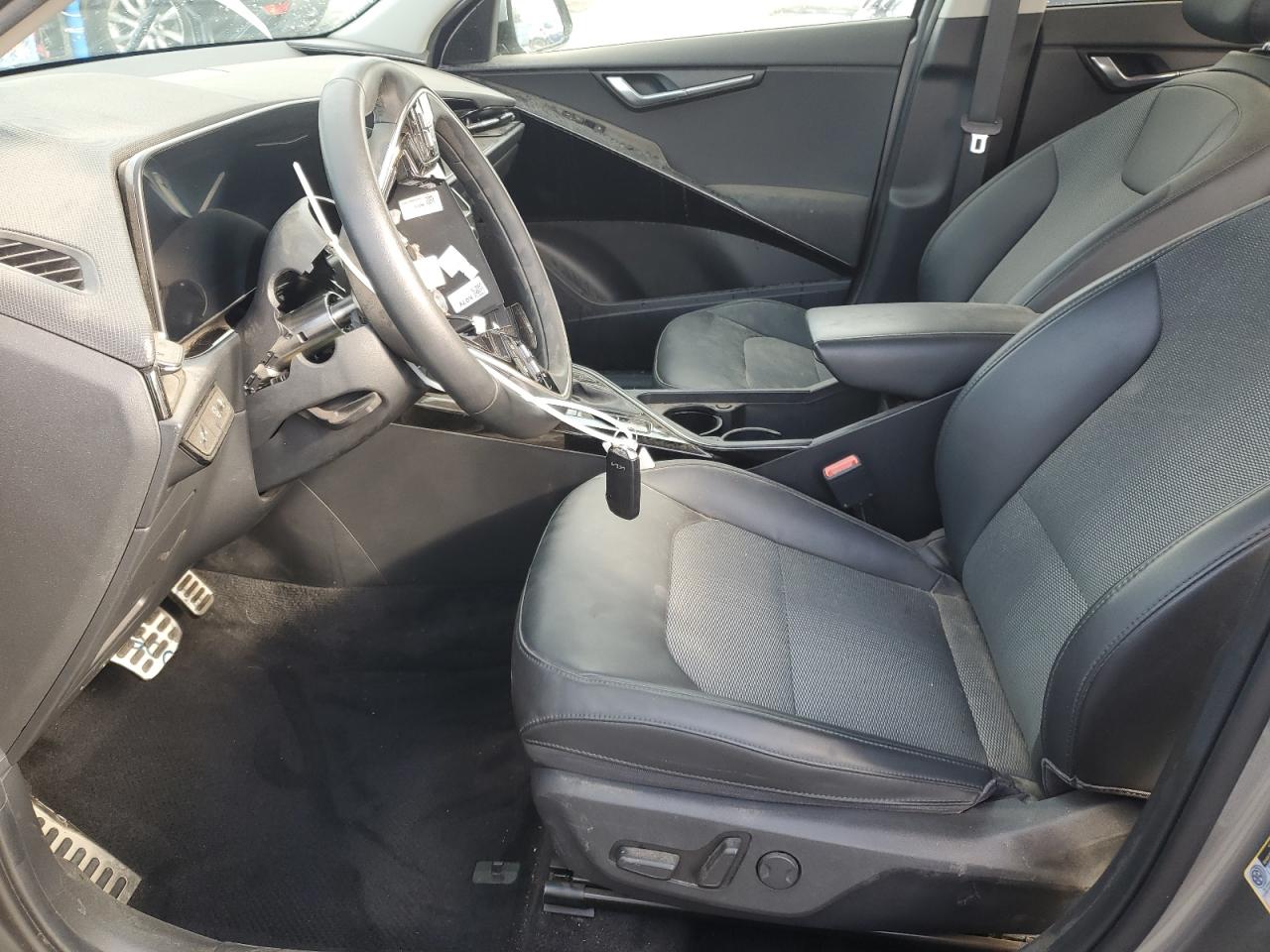 2023 Kia Niro - Image 7