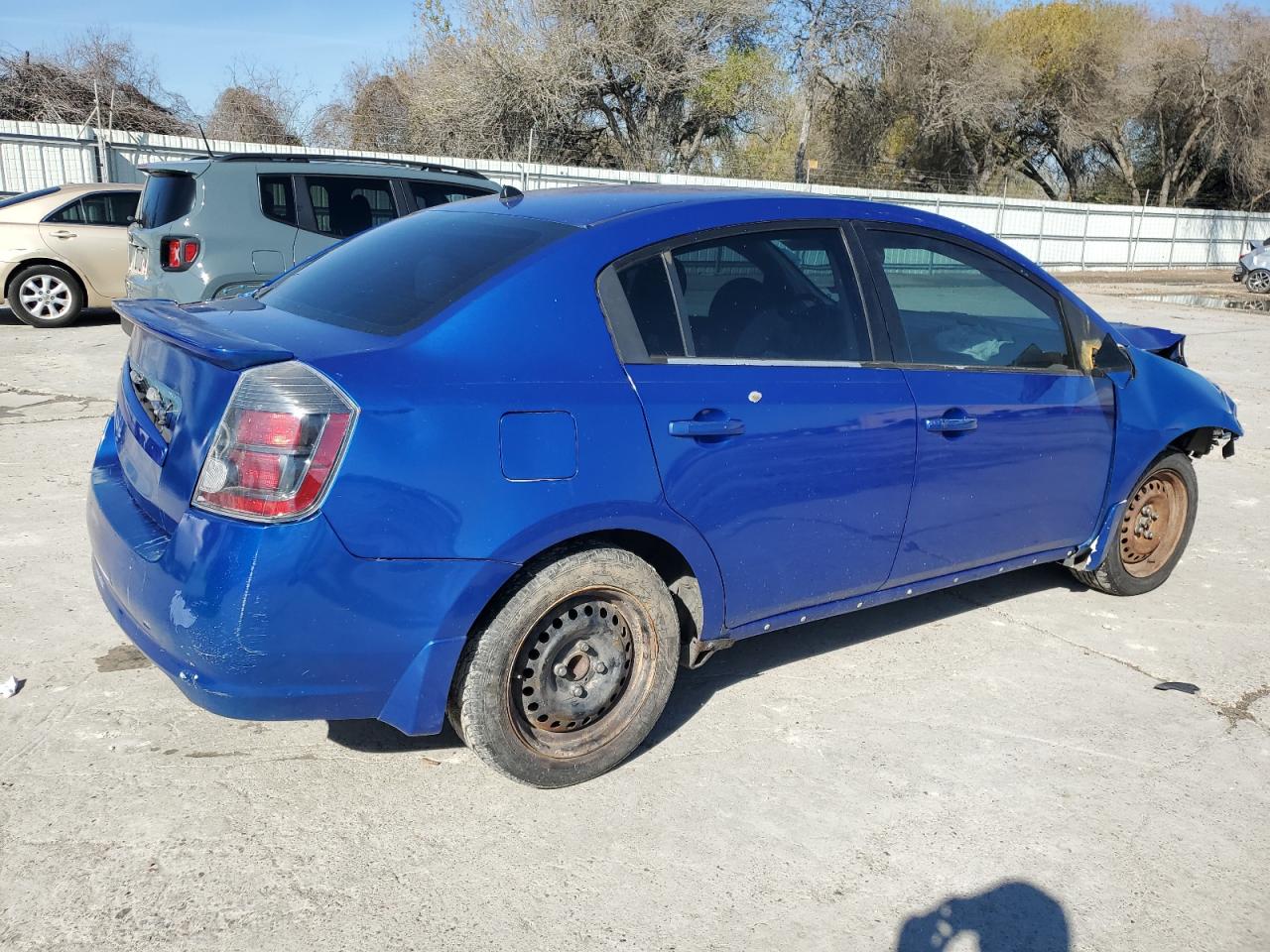 2011 Nissan Sentra - Image 3