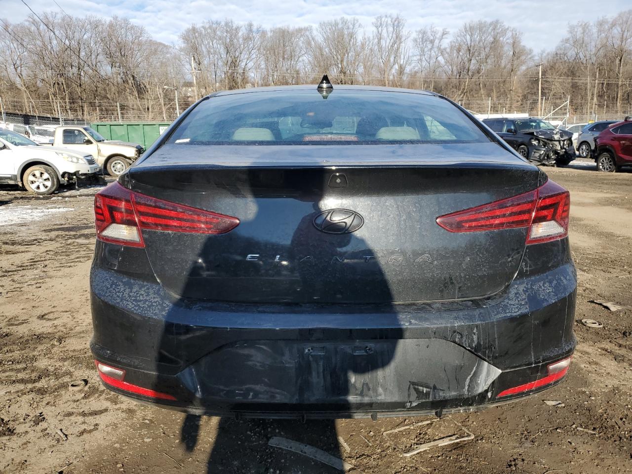 2019 Hyundai Elantra - Image 6