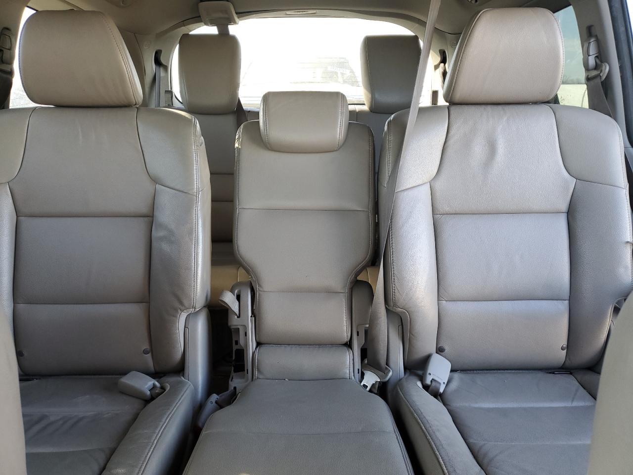 2014 Honda Odyssey - Image 10