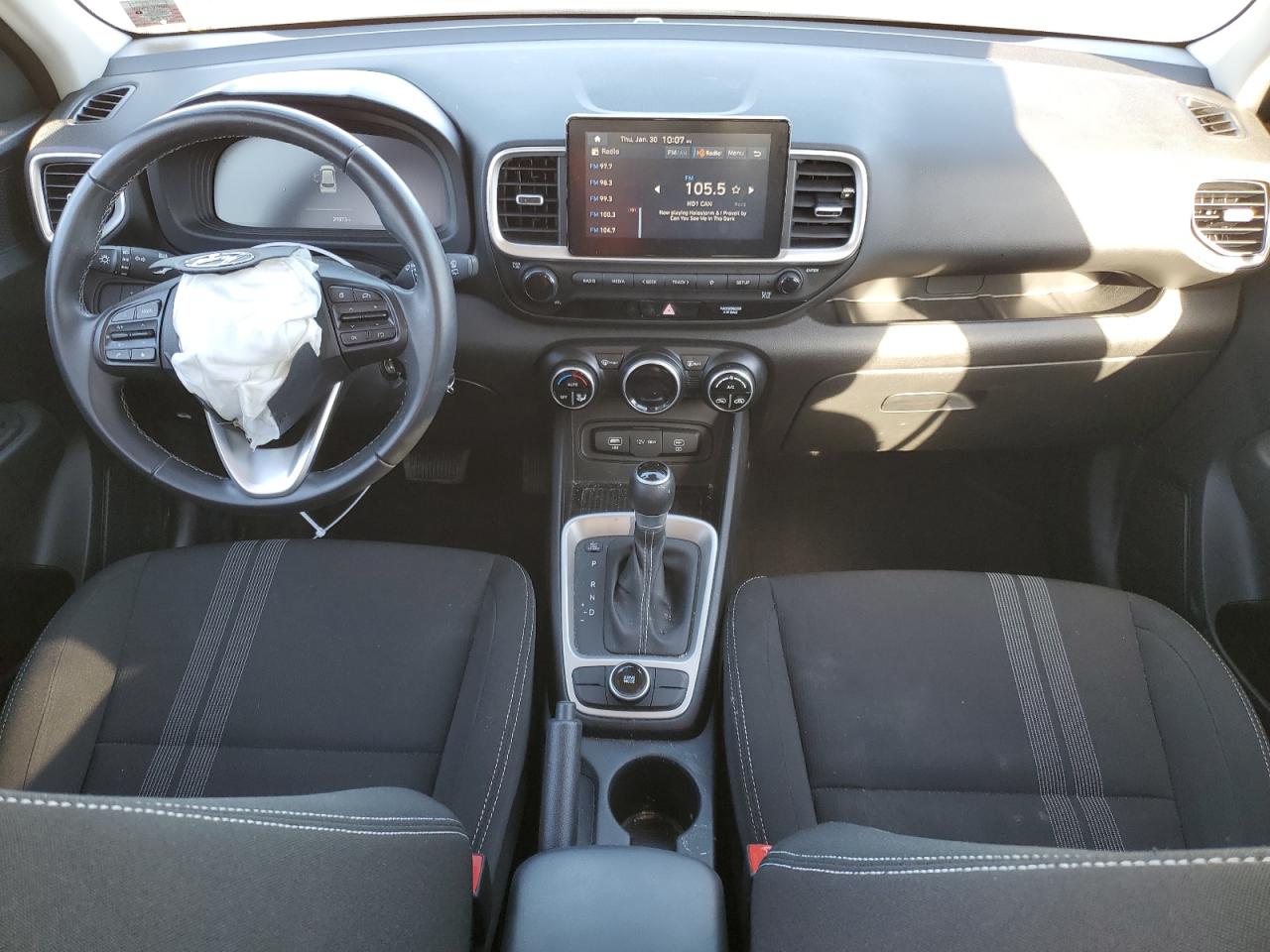 2023 Hyundai Venue - Image 8