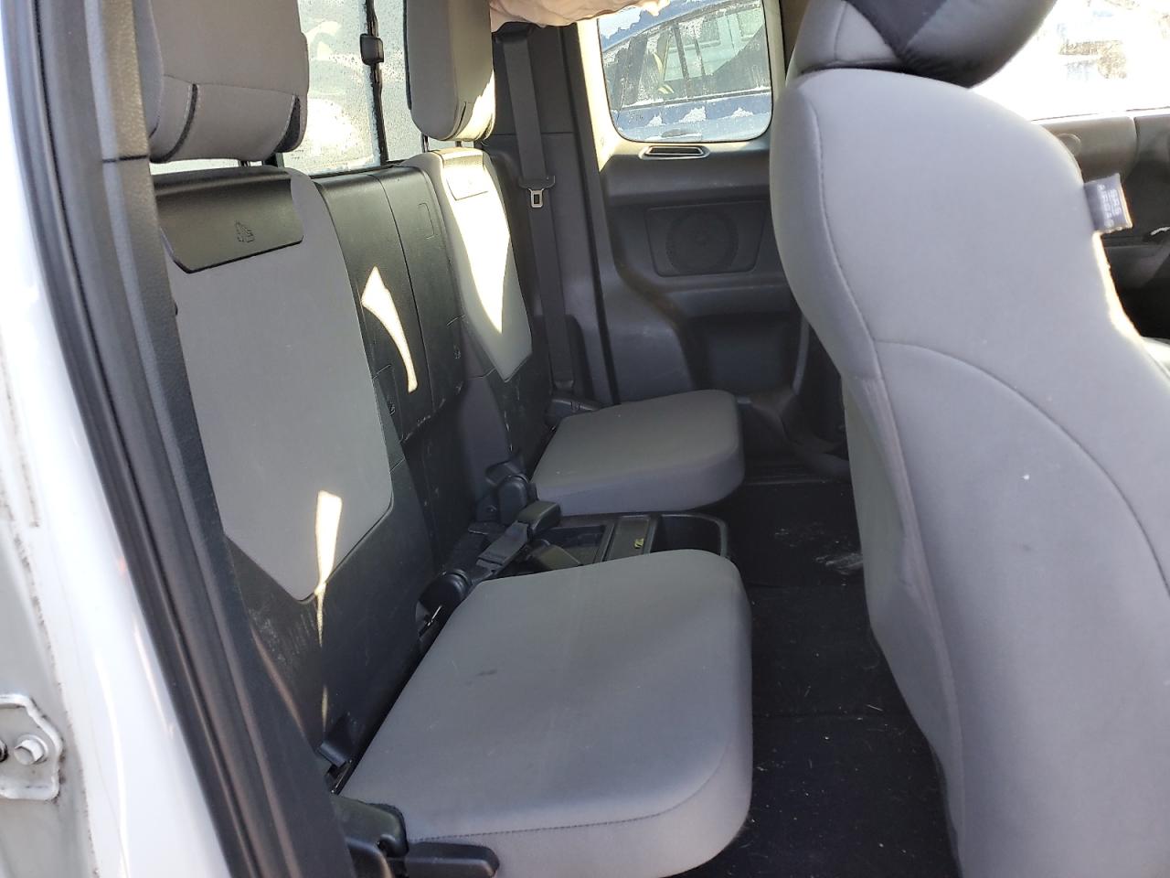 2017 Toyota Tacoma - Image 10