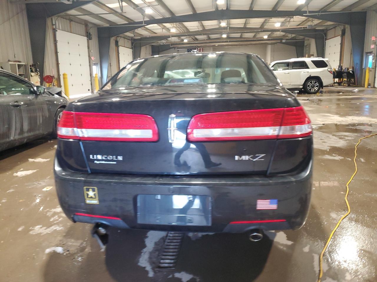 2010 Lincoln MKZ - Image 6